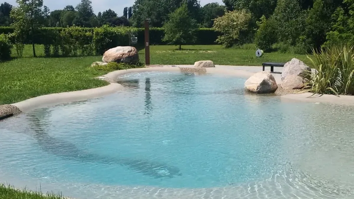 Swimming Pool Cost in Dubai: What Drives the Price